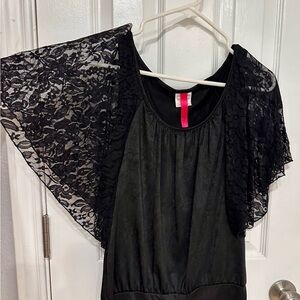 Black Lace Sleeve Top